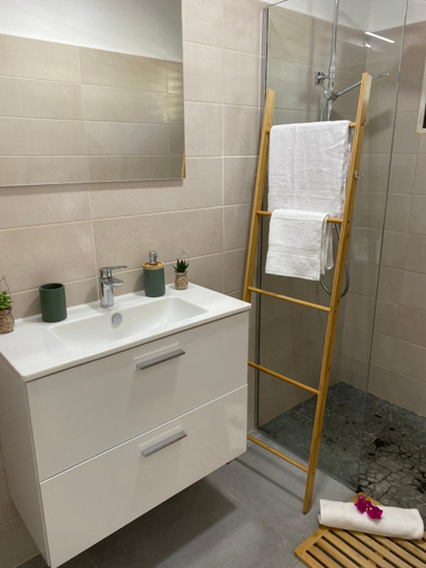 Shower, Villa Matouba, Saint-François
