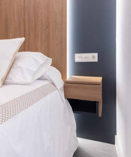 Others 2, Jerusalen Suites Alicante, Alicante