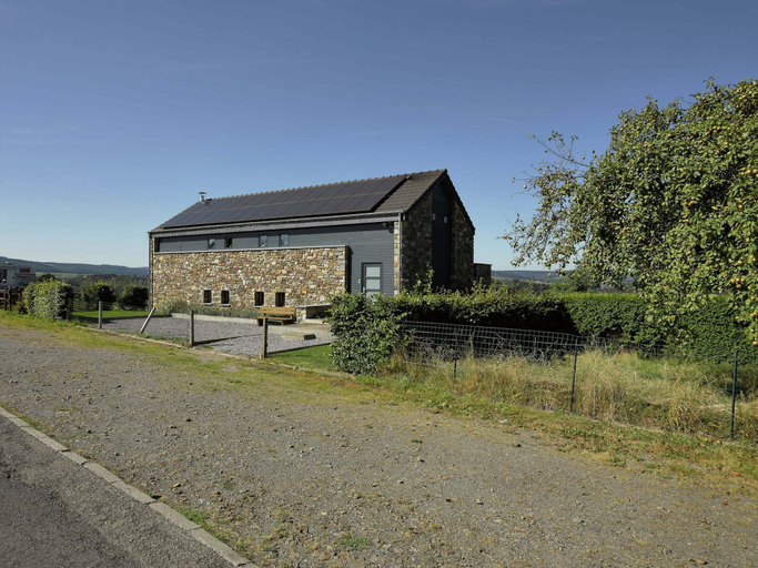 Exterior & Views, Holiday Home in Stoumont With Valley View, Liège