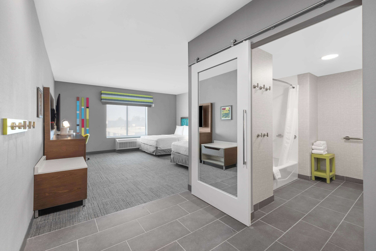 Bedroom 2, Hampton Inn & Suites Bakersfield Central, Kern