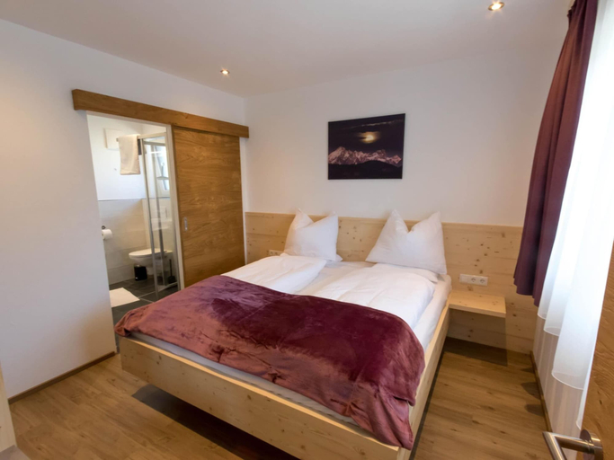 Bedroom 2, Luxurious Apartment in Fugenberg With Sauna, Schwaz