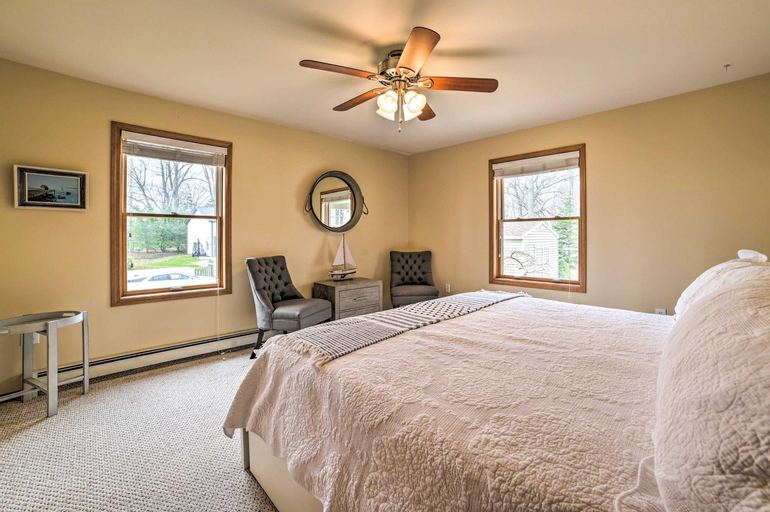 Bedroom 4, Waterfront Lake Huron Home - Private Beach!, Lake Hurron