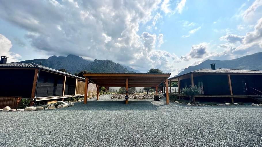 Others 3, Villas Vallee d'ASCO, Haute-Corse