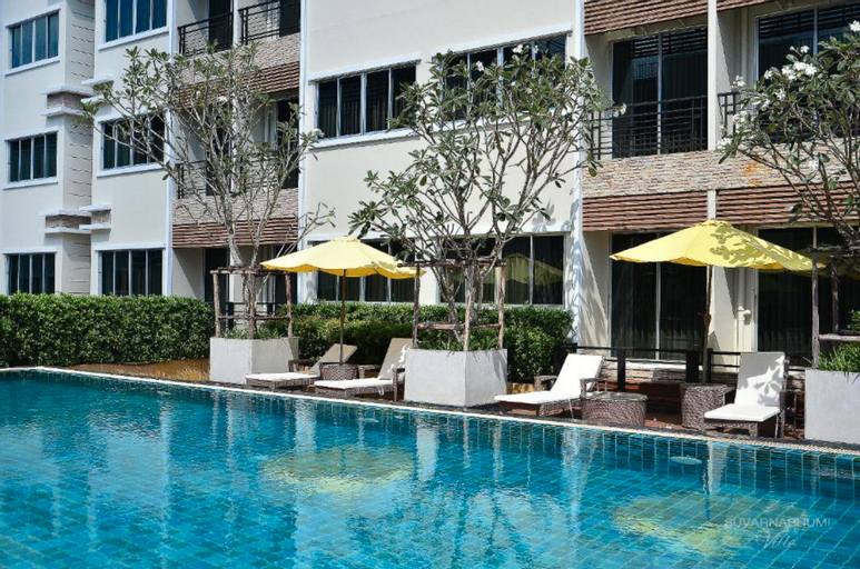 Swimming Pool 8