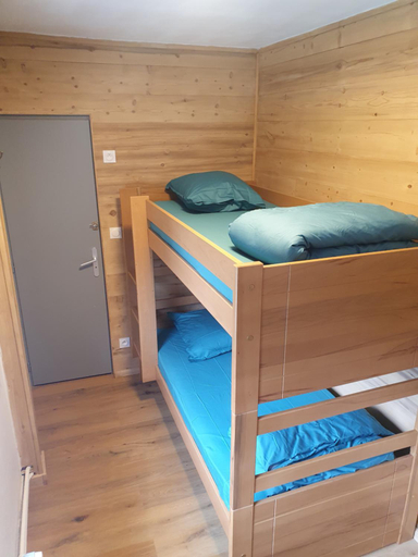 Others 5, Chalet Jaune Le GRAND SOM, Isère