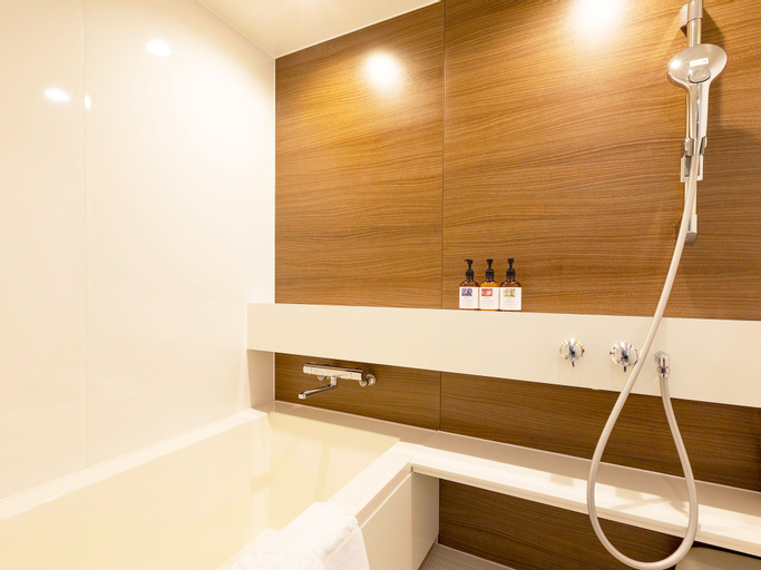 Bathroom 4