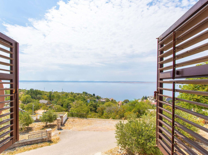 Others 5, Amazing apartment in Unknown w/ , Starigrad