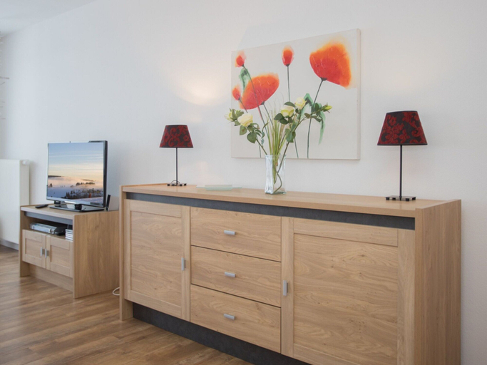 Living room 2, Bright Flat in Neuastenberg With Terrace, Hochsauerlandkreis