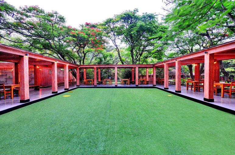 Food & Drinks, Gold Coins Club & Resort, Bangalore