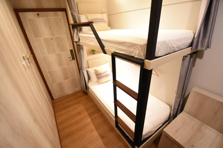Bedroom 23