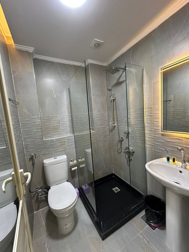 Bathroom 5, CASTELLO HOTEL CAIRO, 'Abdin