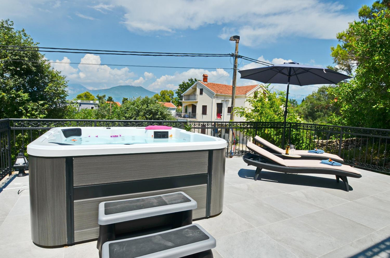 Sport & Beauty 2, Kjara Apartments