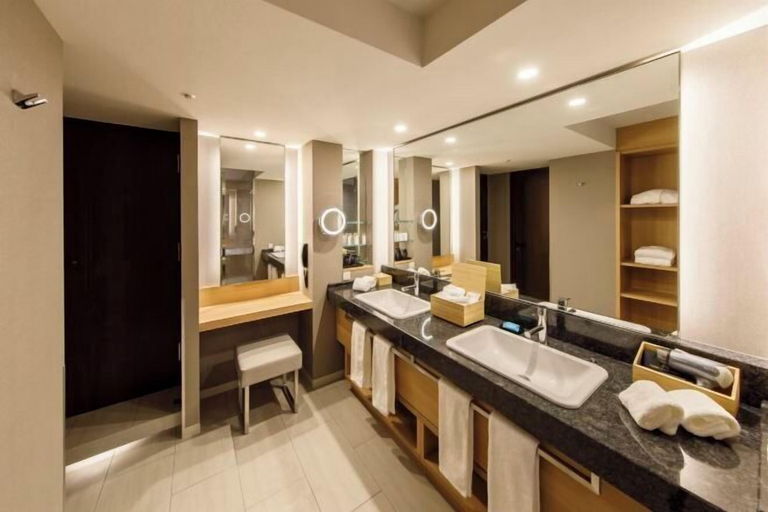 Bathroom 5