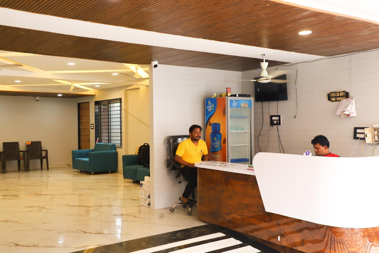 Public Area 3, Hotel Bholenath, East Nimar