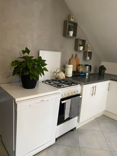 Others 5, Noclegi Grojec, Kraków