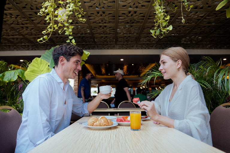 Food & Drinks 25