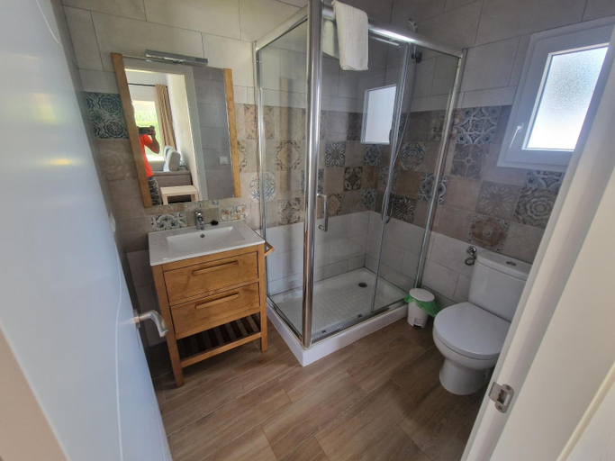 Bathroom 3, Casas Miramar, Cádiz