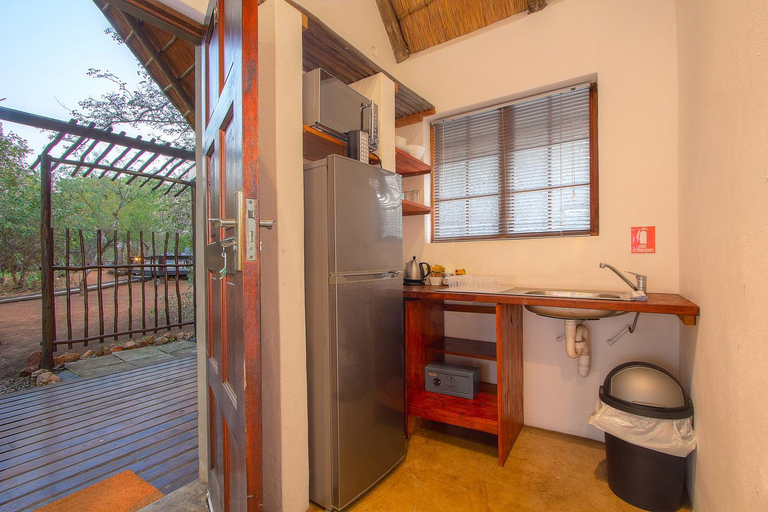 Bathroom 4, South Safari Lodge, Ehlanzeni