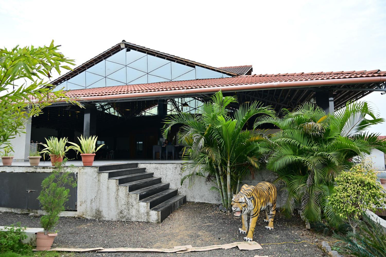 Exterior & Views 4, Green Gold Resort & Restaurant, Nagpur