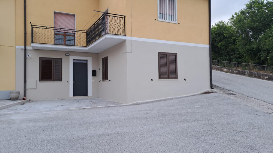 Others 2, "Casa Vacanza Greci", Avellino
