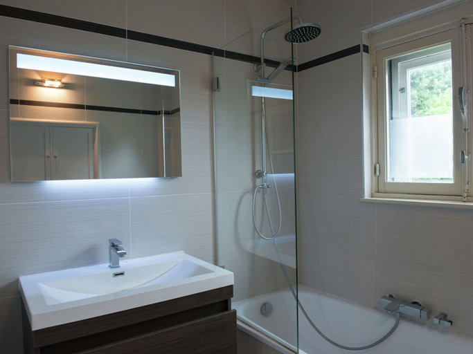 Bathroom 3, Mansion in Spa Liege With Private Garden, Liège