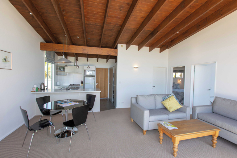 Others 5, Three Rivers 2 Bedroom Cottage, Mackenzie