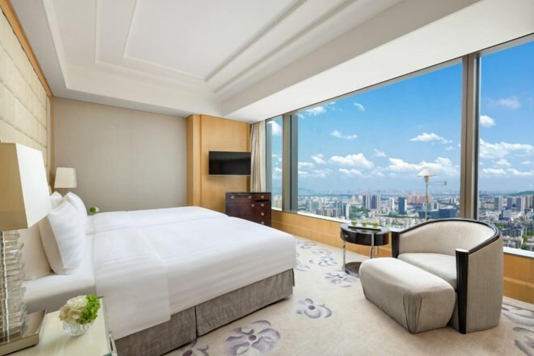 Bedroom 24