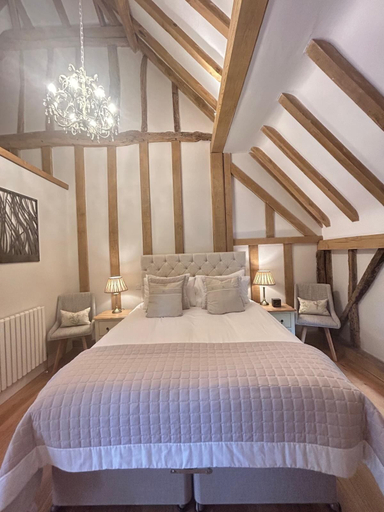 Bedroom 2, The Red Cow Inn, Hertfordshire