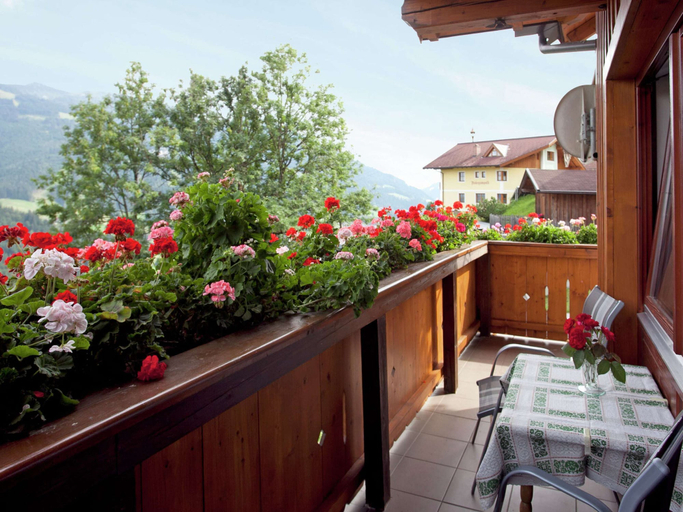 Others 4, Apartment in Wagrain near Ski Slopes, Sankt Johann im Pongau