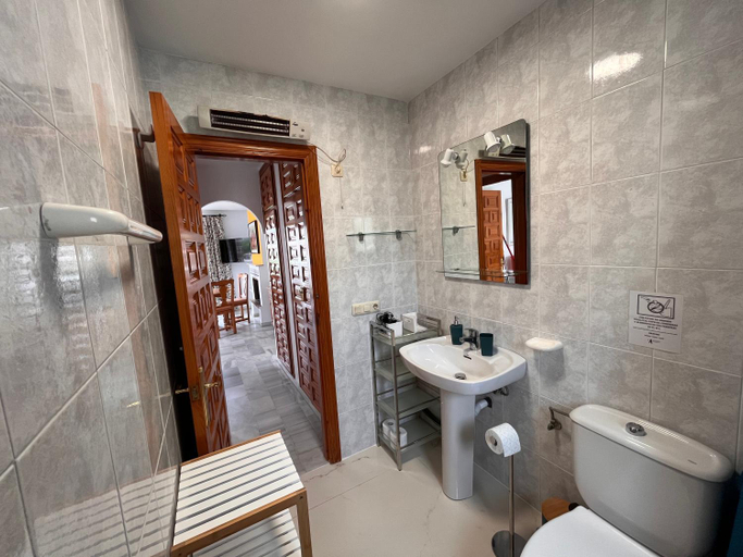 Bathroom 3, Apartamento ESQUINA VERDE en Vera Coast, Almería