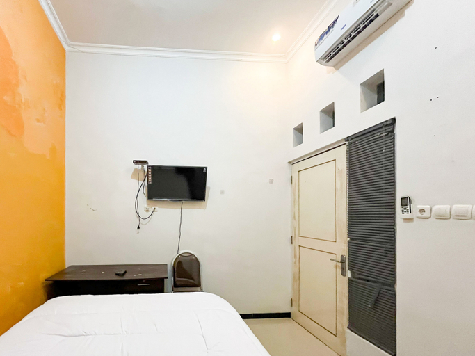 Bedroom 3, Oma Kost 3 Probolinggo Mitra RedDoorz, Probolinggo
