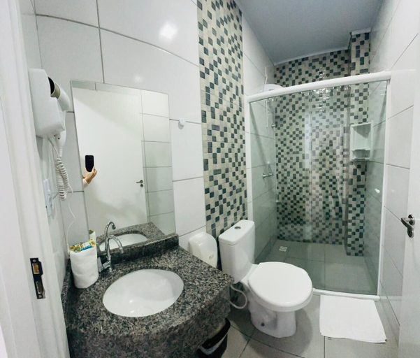 Bathroom 3, Pousada Safari, Penha