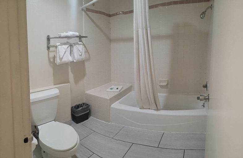 Bathroom 25