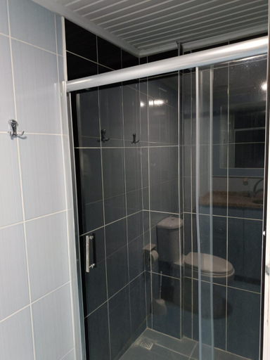 Bathroom 4, OZTUR OTEL YUMURTALIK, Yumurtalık