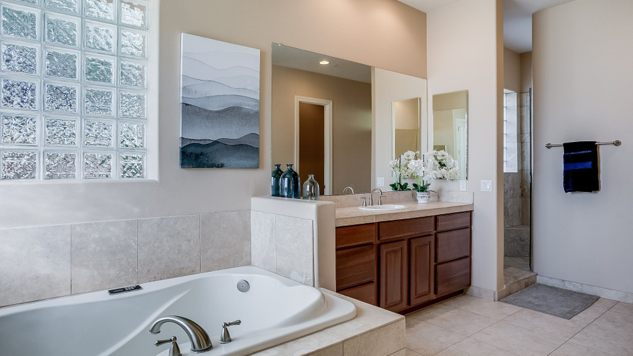 Bathroom 4, Whisper Trail Resort, Maricopa