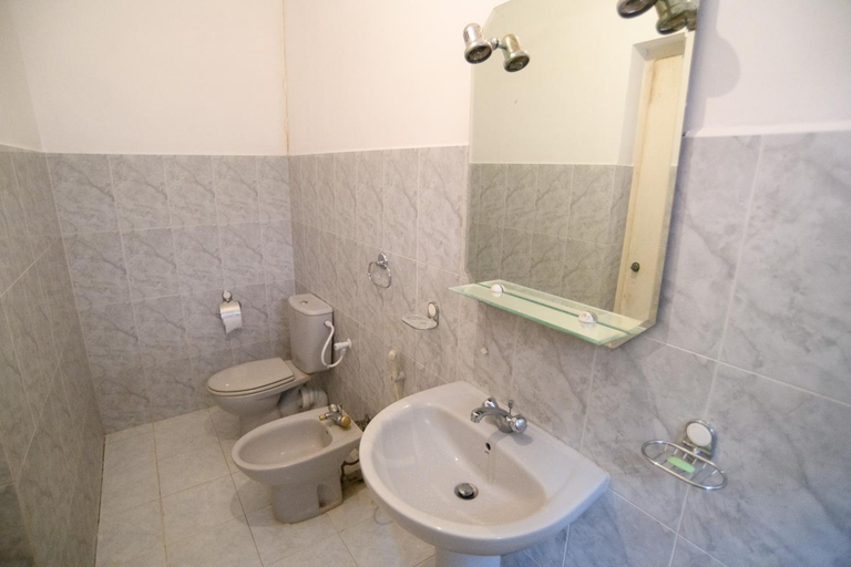 Bathroom 5, Irene's Home, Matale