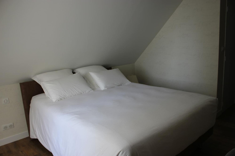 Bedroom 3, Clos Marie, Saône-et-Loire