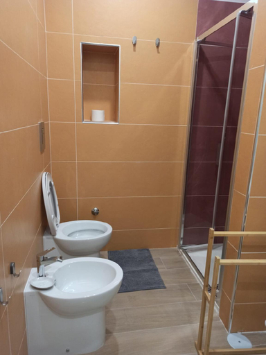 Others 4, Lo Spagnoletto - casa vacanze indipendente, Napoli