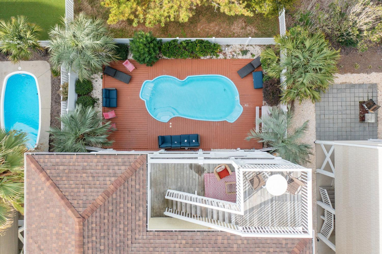 Looney Dunes, Brunswick