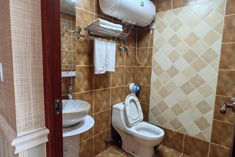 Bathroom 4, Hangzhou Yanjulou Hotel, Hangzhou