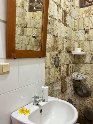 Bathroom 5
