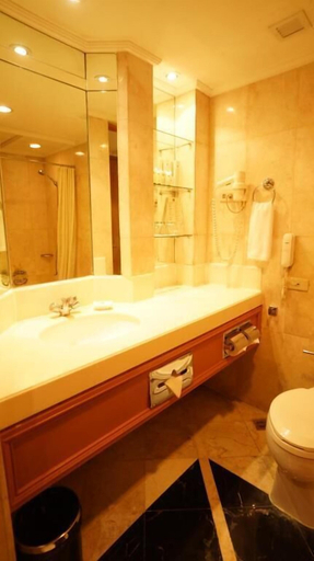 Bathroom 17