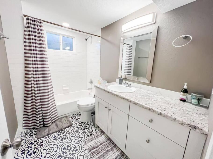 5, Pet Friendly Close to Downtown, El Paso