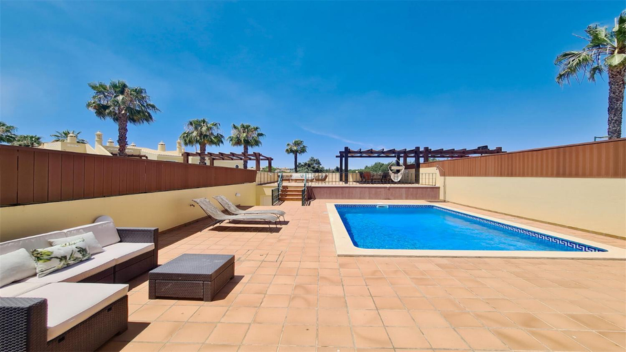 Balcony/terrace 3, Villa Nuki- CleverDetails, quiet location, sleeps 8, private pool, Loulé