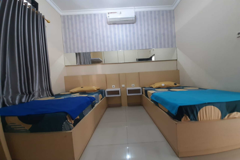 Bedroom 3, Capital O 94246 Rose 50 Homestay, Banyumas