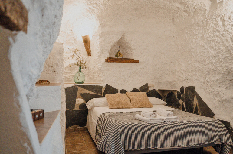 Bedroom 3, Cuevas El Atochal Orígenes, Granada