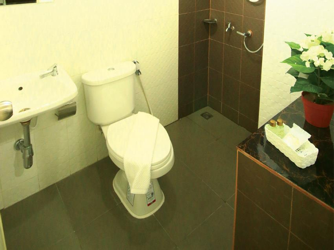 Bathroom 1