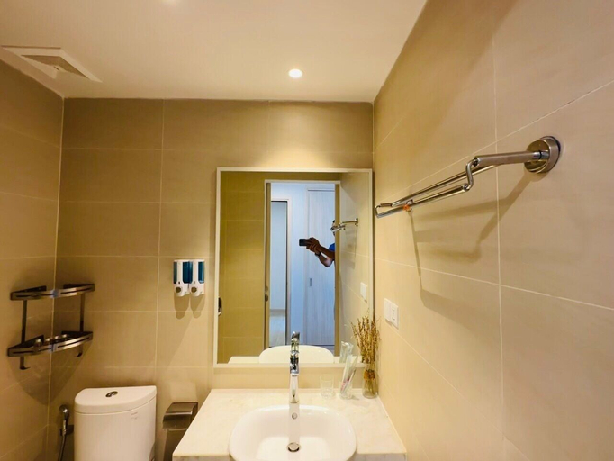 Bedroom 4, Gold Coast Apartment, Nha Trang