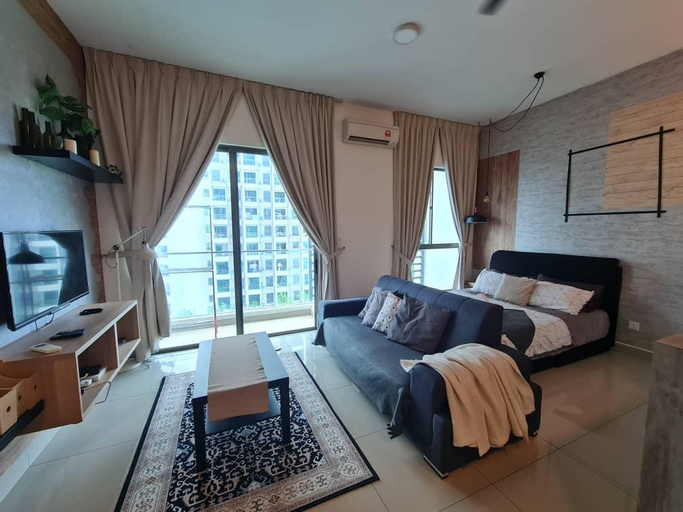 cozy studio pool view by sm hub, Sepang