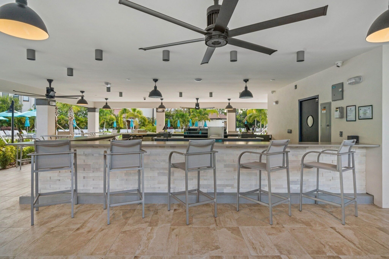 Food & Drinks 5, Casa Bella Townhome 3 Bedroom Condo by RedAwning, Orange